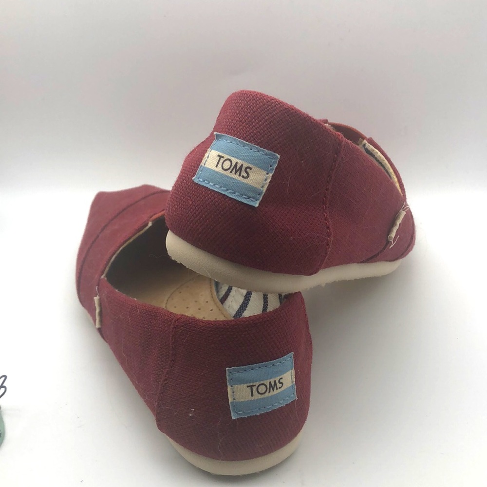 TOMS Shoes - Picture 5 of 5